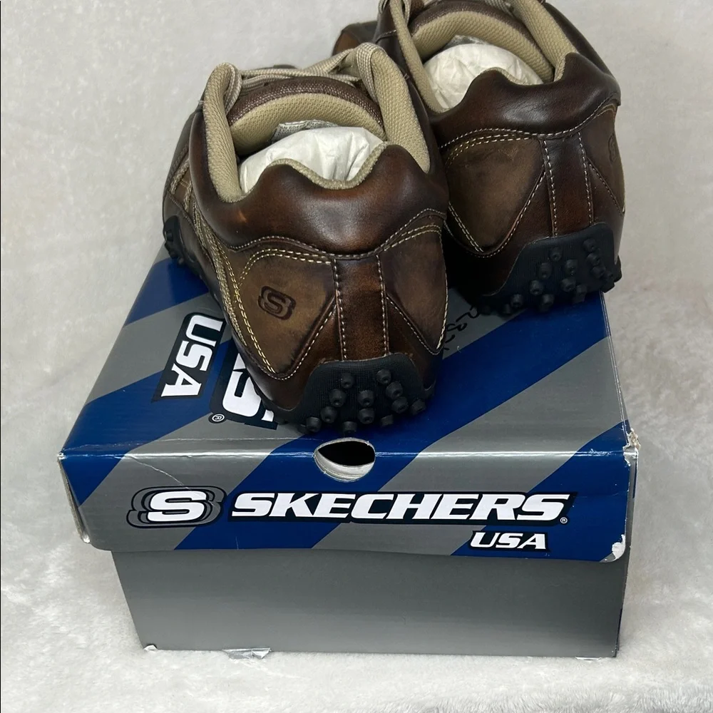 RARE!!! Early 2000’s! Skechers Men's Brown and Tan Sneakers